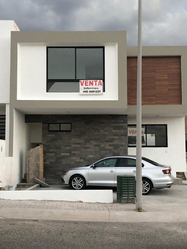 En Venta Preciosa Casa En El Mirador, Diseño De Autor, 3 Rec