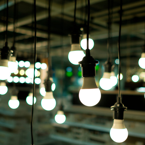Lâmpada Led 12w Bulbo Soquete E27 Bivolt Casa Comércio