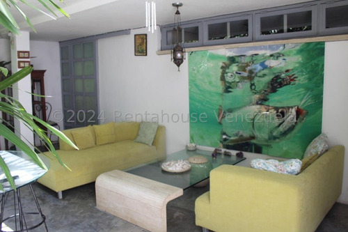 Casa En Venta Los Palos Grandes Ee24-19486