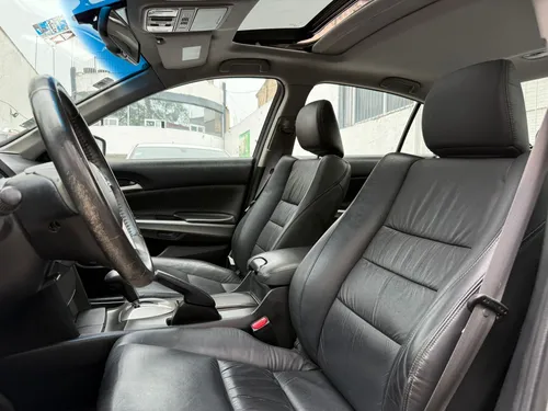 Honda Accord EXL sedan at