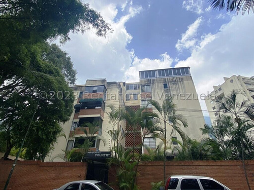 Apartamento En Venta Urb. La Castellana Caracas. 24-24471 Yf