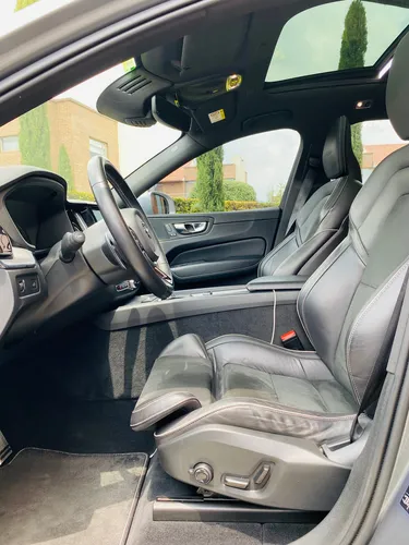 Volvo XC60 2.0 T5 Awd R-design