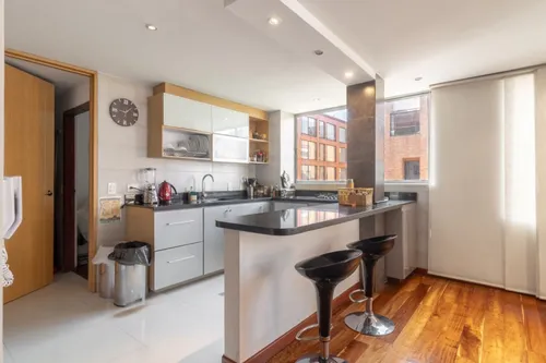Apartamento En Arriendo/venta En El Chicó. Cod A18344