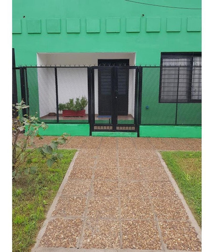 Imagen 3 de 23 de Importante Casa En Venta En Paso Del Rey, Calle Claudio Marí