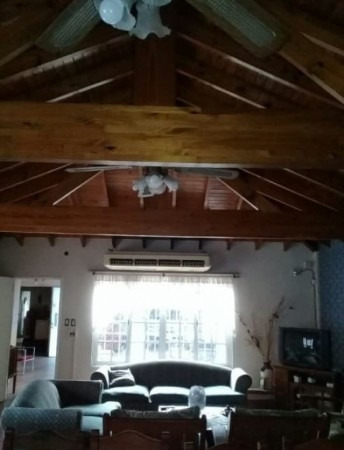 Espectacular Casa Quinta En Ezeiza , Barrio El Trebol .