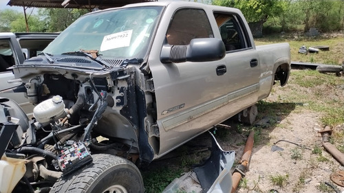 Chevrolet Silverado 2004 (en Partes) 2003-2006 6.0 Aut Yonke