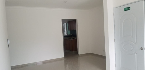 Imagen 2 de 13 de Alquiler De Apartamento En Villa Marina