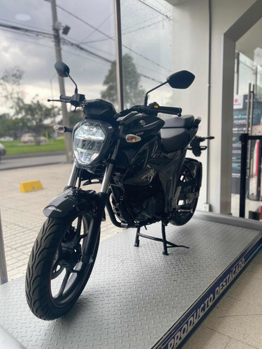 Imagen 7 de 11 de Suzuki Gixxer Fi