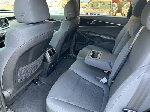 Kia Sorento 2.4 Lx At
