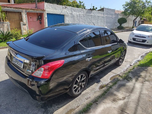 Nissan Versa 2017 1.6 16v Sl Unique Aut. 4p
