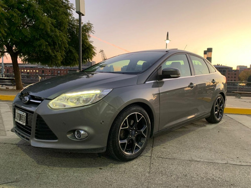 Ford Focus III 2.0 Sedan Titanium At6