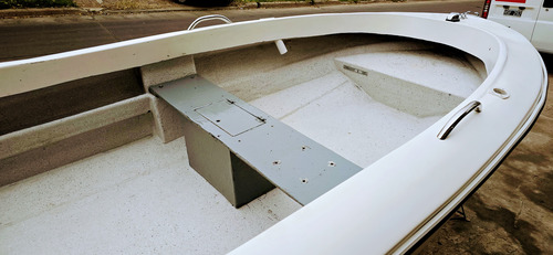 Bote Pescador 440 Mts. Accs. Como Nuevo - Nautica Milione
