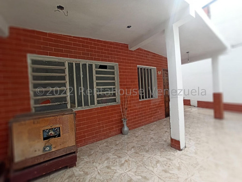 Imagen 12 de 30 de Casas En Venta Barquisimeto /04245565759