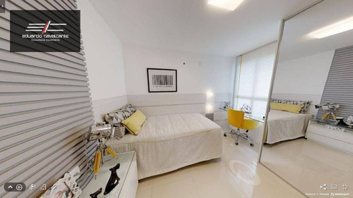 Apartamento Com 3 Dormitórios Sendo 2 Suítes À Venda, 91 M² Por R$ 699.000 - Ap0214