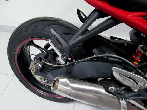 Imagem 7 de 10 de Triumph Street Triple 675 R 2014 Preta