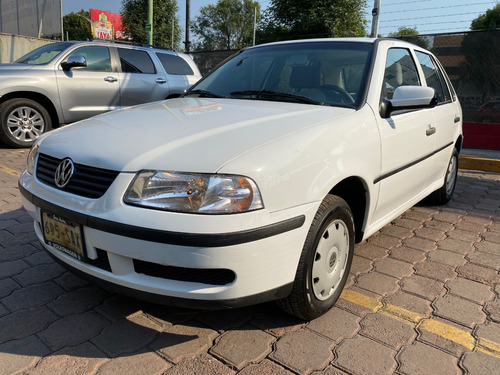 Volkswagen Pointer 1.6 Trendline Ee Mt