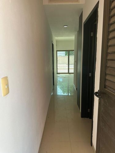 Casa En Venta En Merida Fracc. Margaritas Cholul Entrega Inmediata