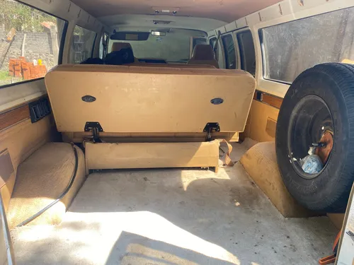 Dodge Ram Van 1987