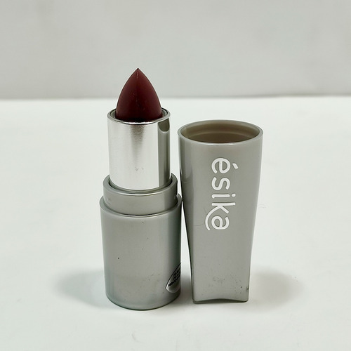 Imagen 2 de 3 de Labial Hidratante Max Duración Esika Color Borgoña 4g