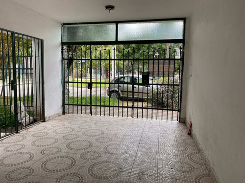 Imagen 1 de 10 de Casa En Venta Dos Dormitorios B° 7 Jefes