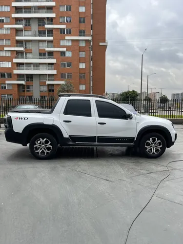 Renault Duster Oroch 2.0 Intens