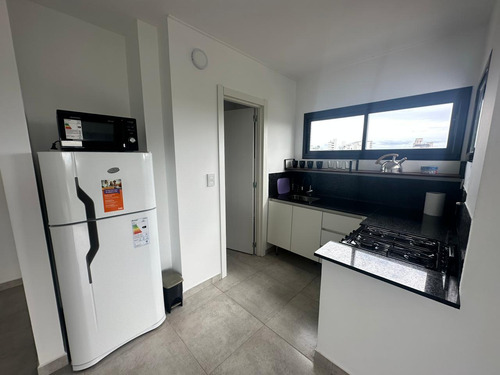 Departamento En Alquiler Amoblado 1 Y 37.