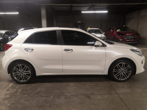 Imagen 8 de 15 de Kia Rio 2020 1.6 Hb Ex At