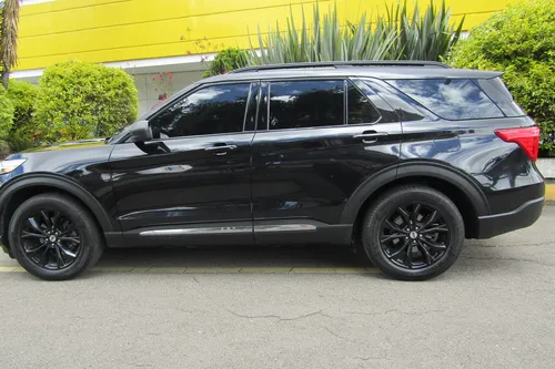 Ford Explorer 2.3 Xlt At 4x4 7 Puestos