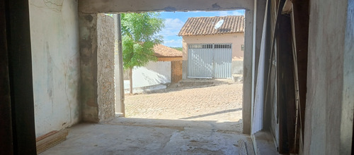 Casa Com 2 Quartos E 2 Banheiros 1 Ária De Lazer 1 Garagem