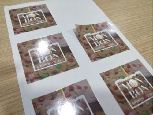 Imagen 2 de 2 de Etiquetas Adhesivas Troqueladas Personalizadas Full Color