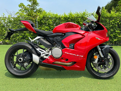 Ducati Panigale V2