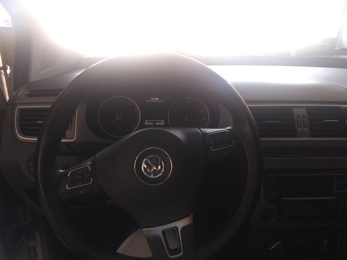 Volkswagen Fox 1.6 Comfortline Total Flex 5p 2015