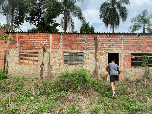 Casa 2 Quartos 2 Wc Sala, Cozinha Área Serviço