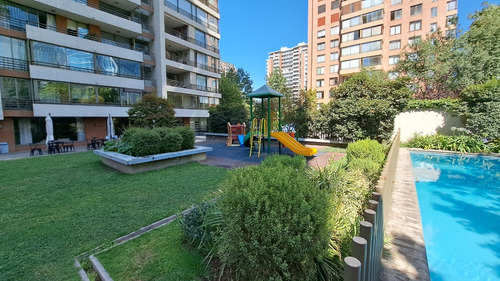 Amoblado, Full Equipado, Cercano Metro Manquehue, Impecable.
