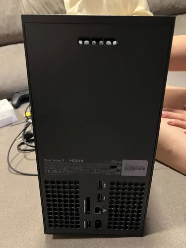 Xbox - Xbox Series X 新品未開封　外観箱など傷なし Xbox Series X 1tb - 2 Meses De Uso Em Estado De Novo + Garantia De