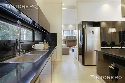 Casa En Venta En Barrio Privado Altos Del Sol. Financiación.