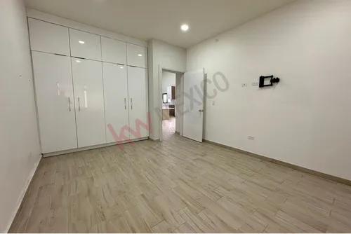 Se Renta Casa Muy Amplia Y Moderna En Colonia Burocratas, Mexicali Bc