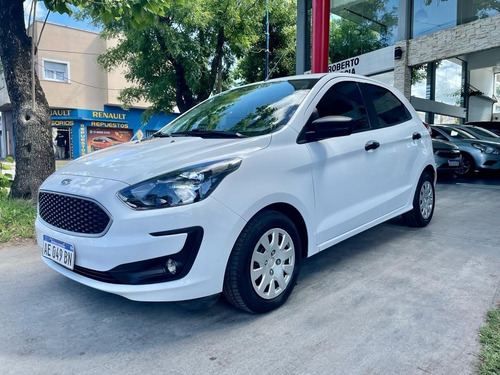 Imagen 3 de 12 de Ford Ka 1.5 N S+ 5p 2019