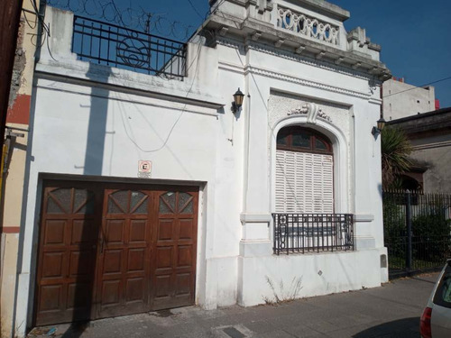 Casa En Venta En Quilmes Centro