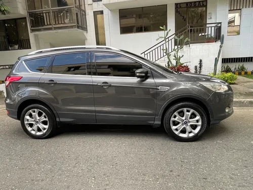 Ford Escape 2.0 Titanium