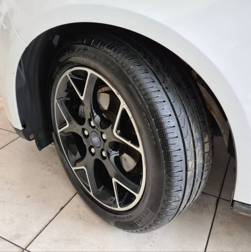 Ford Focus 2.0 Titanium Sedan 16v Flex 4p Powershift