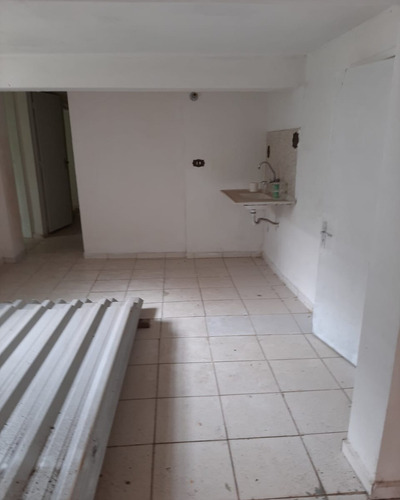 Imagem 22 de 27 de Locação Vila Pauliceia, 2 Casas De 1 Dormitório, Sala, Cozinha, Wc, Lavanderia, 1 Vaga, Quintal E 1 Galpão Grande - Ml66 - 69391179