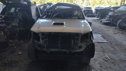 Imagem 1 de 6 de Sucata Toyota Sw4 3.0 2010