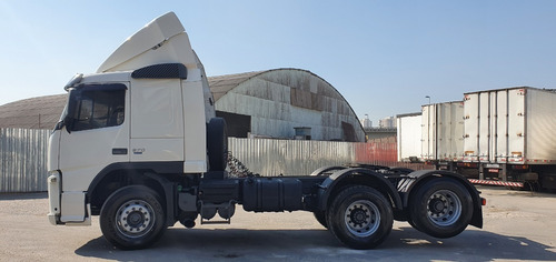 Imagem 7 de 12 de Volvo Fm 370 6x2 Trucado