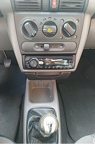 Imagem 12 de 15 de Chevrolet Classic 1.0 Ls Flex