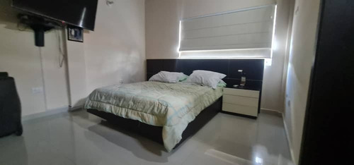 Venta Hermoso Tonwhouse Remodelado En Las Trinitarias San Diego Con Pozo De Agua