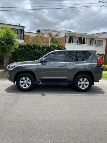 Toyota Prado Sumo 2012 2.7cc Gasolina Actualizada