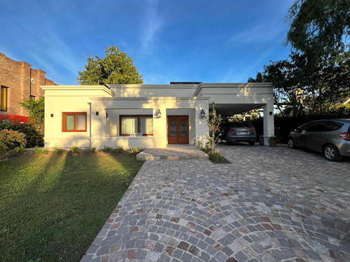 Casa En Barrio Cerrado Village Del Parque