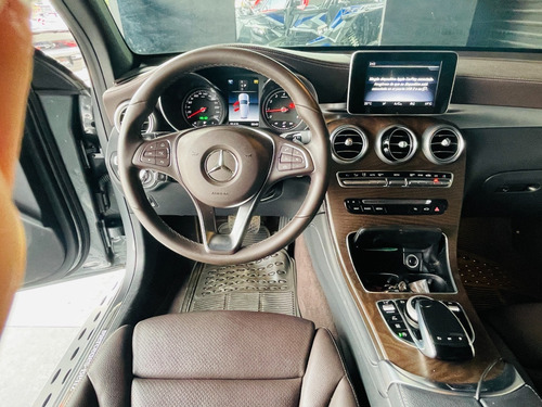 Imagen 12 de 15 de Mercedes Benz Glc-300 Sport Año:2019