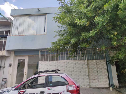 Casa U Oficina En Venta La Talaverna, San Nicolás